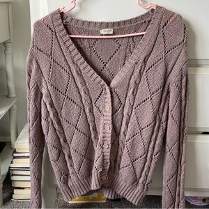 Brandy melville sacha sweater